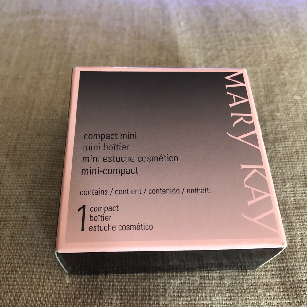 Mary Kay compact mini
